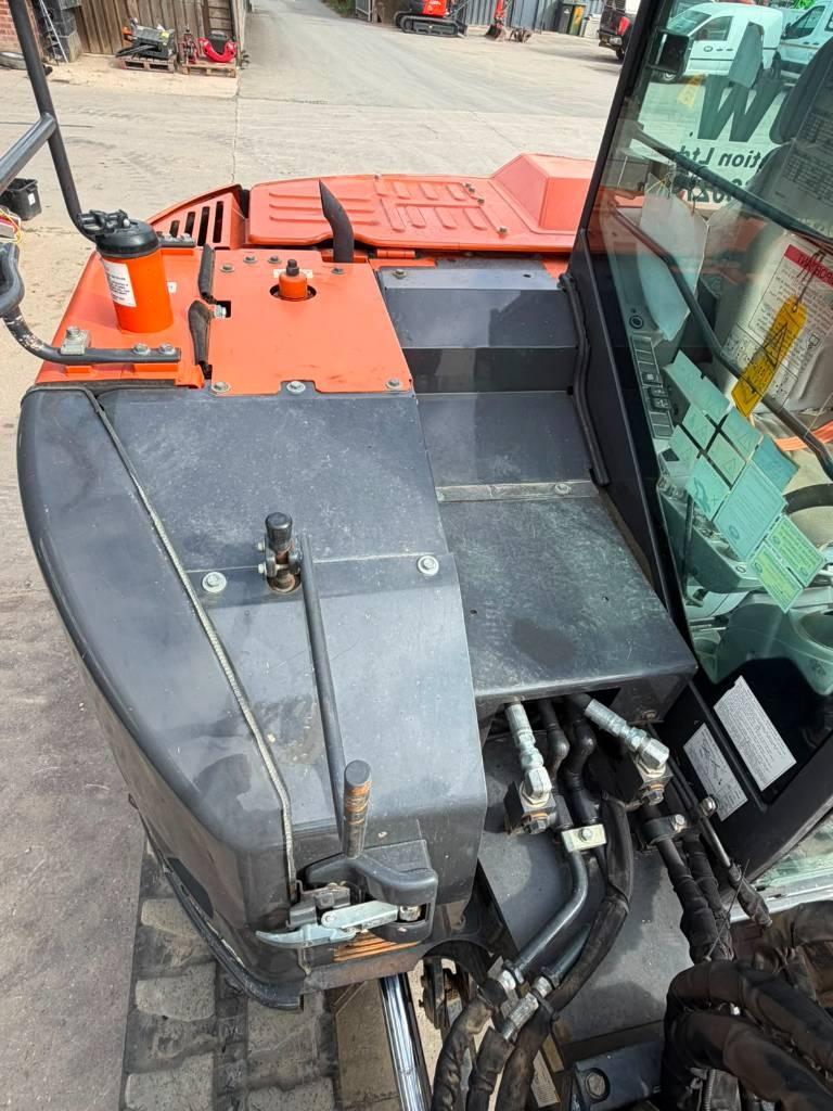Hitachi ZX 85 US B-5A Midi excavators  7t - 12t