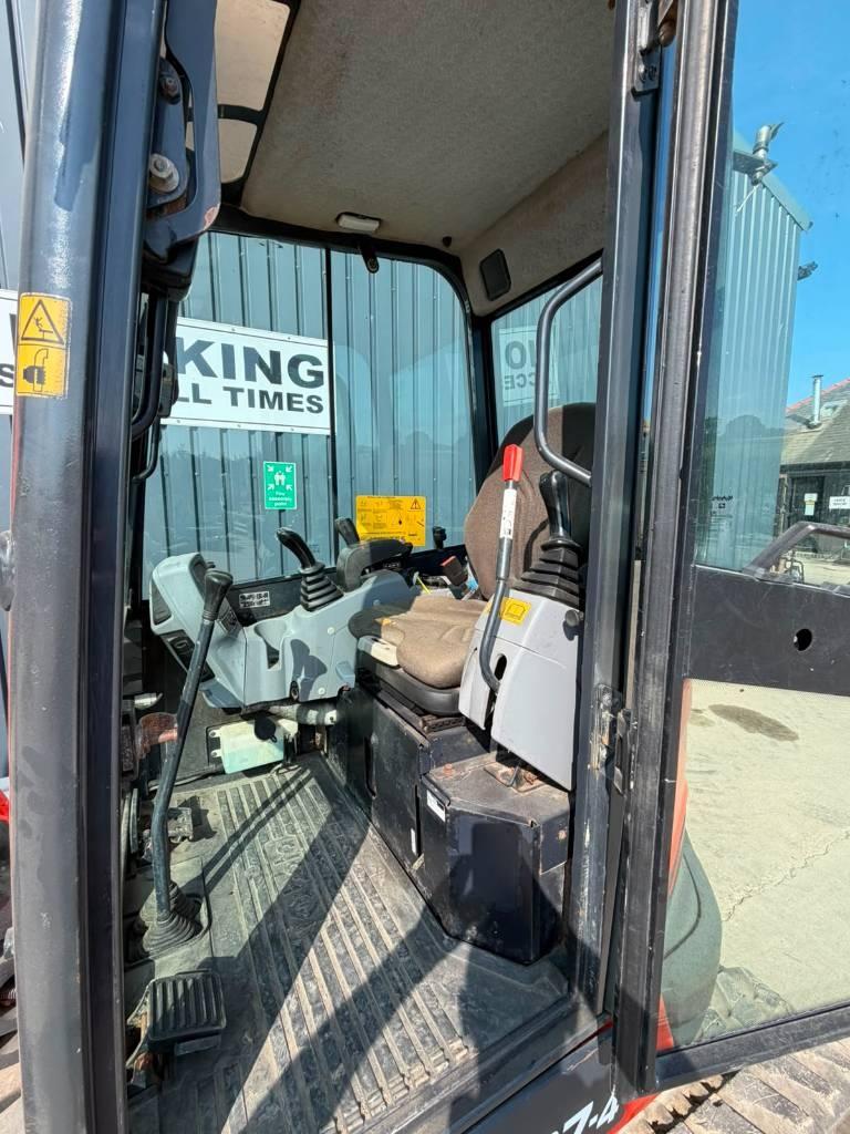 Kubota U 27-4 Mini excavators < 7t (Mini diggers)