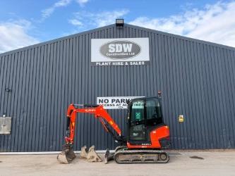 Kubota KX 027