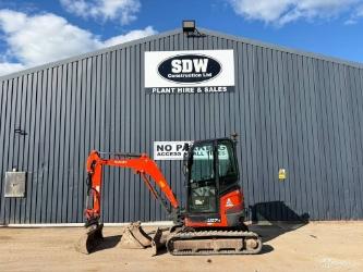 Kubota U 27-4