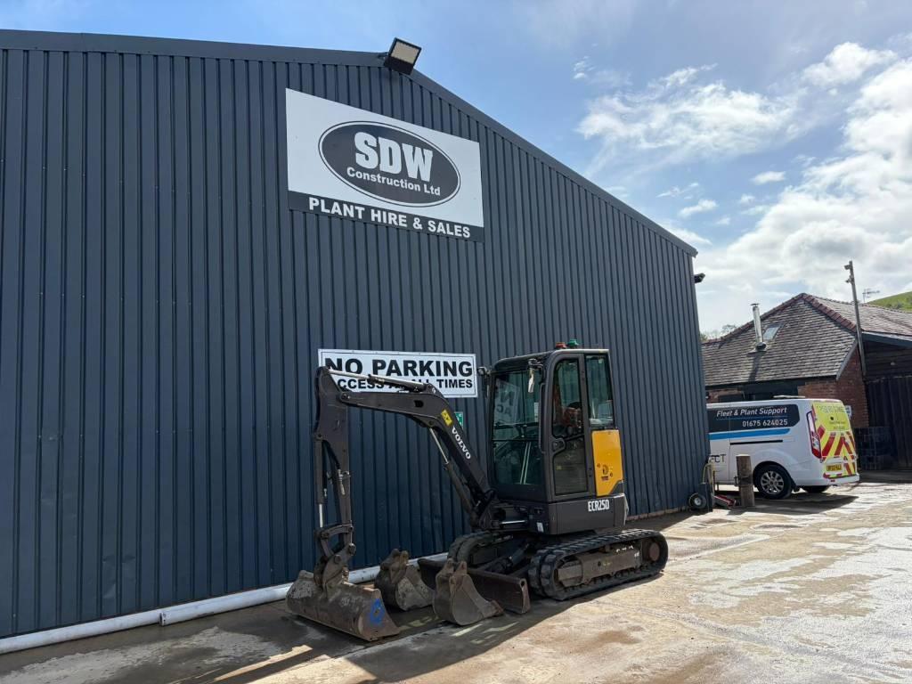 Volvo ECR 25 Mini excavators < 7t (Mini diggers)